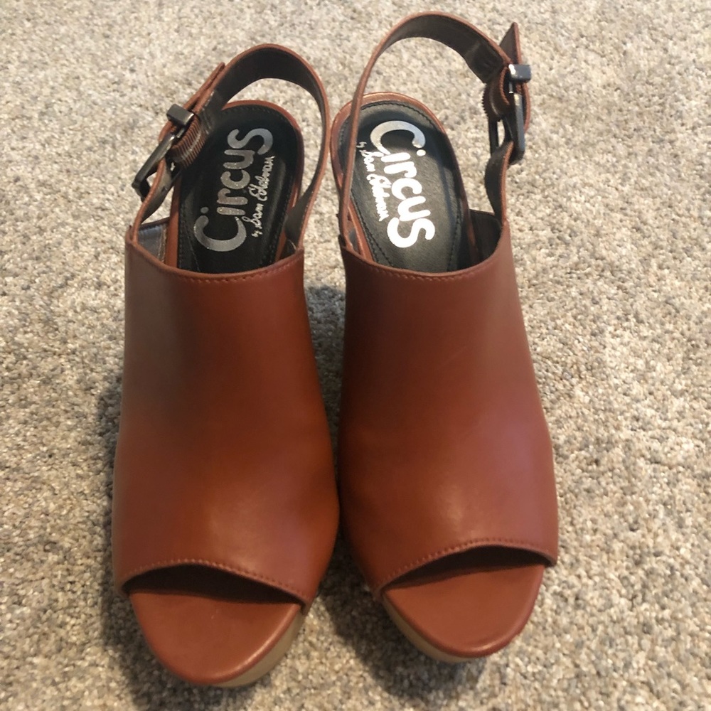 Circus wedges